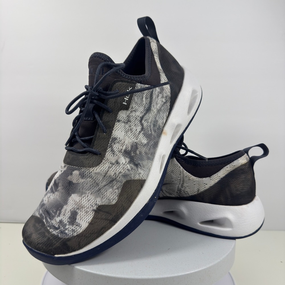 Huk Men Sneakers Lightweight Fishing Water Shoes Camo Black White US 11